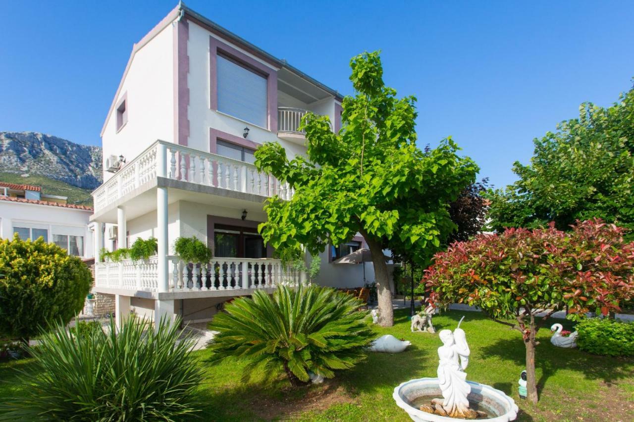 Apartmani Luis Kastela Exterior photo